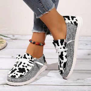 Women's Flat Canvas Shoes Cow Print Size 7.5